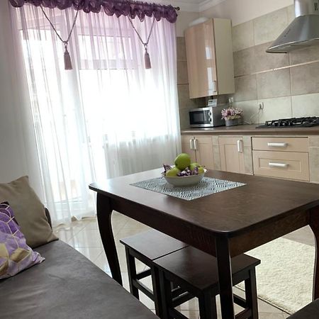 Appartamento Центр. Поруч Парк Та Став Ternopil Esterno foto