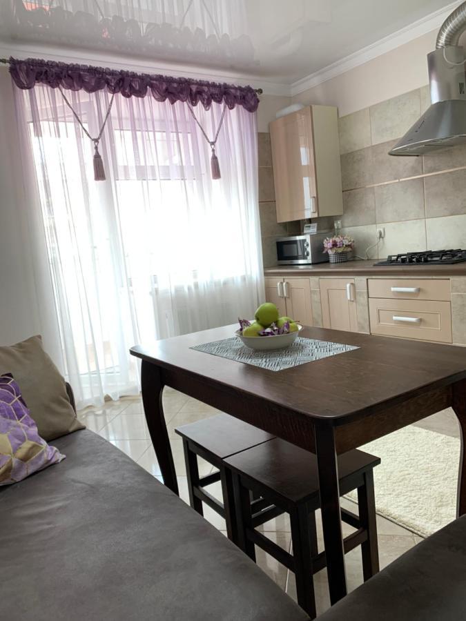 Appartamento Центр. Поруч Парк Та Став Ternopil Esterno foto