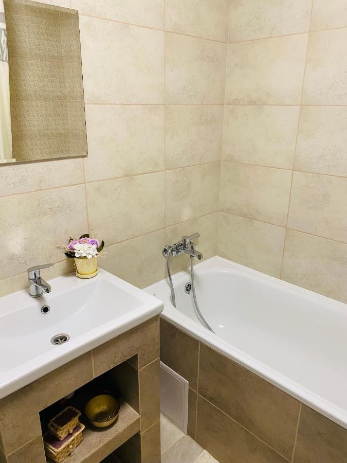 Appartamento Центр. Поруч Парк Та Став Ternopil Esterno foto